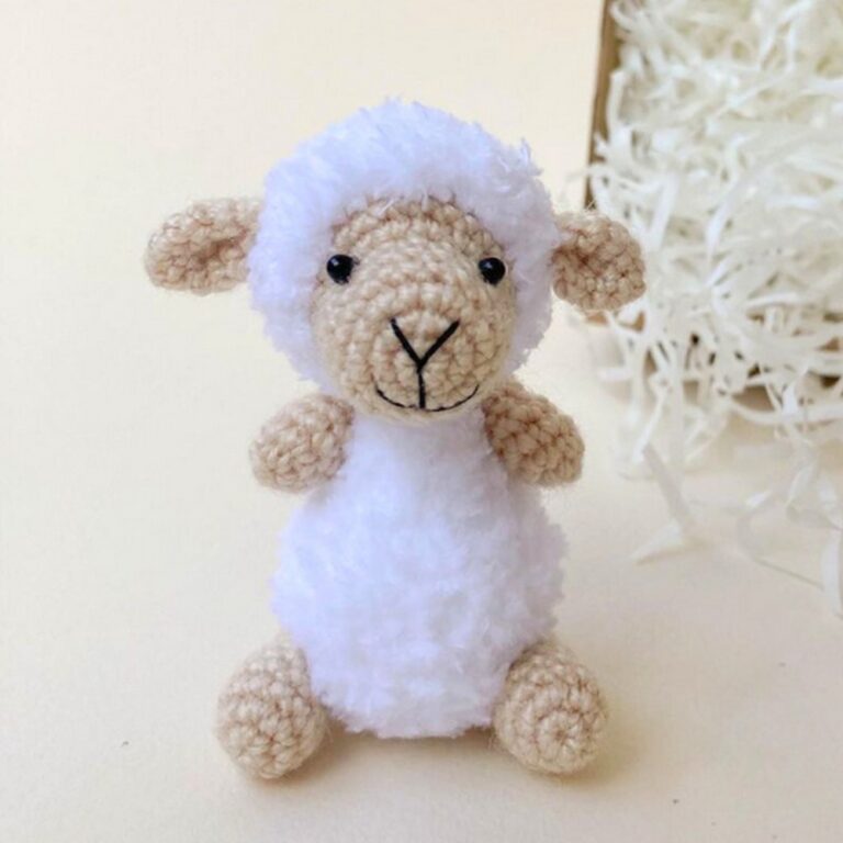 Cutest Fluffy Crochet Sheep Amigurumi Pattern