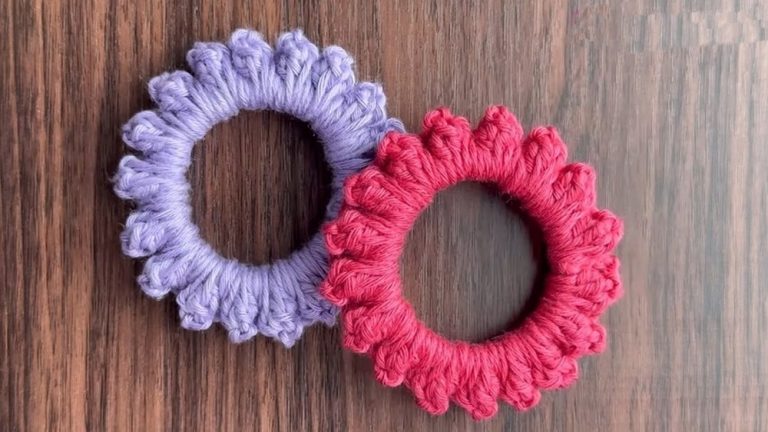 Crochet Hair Tie Patterns Made In Different Colors