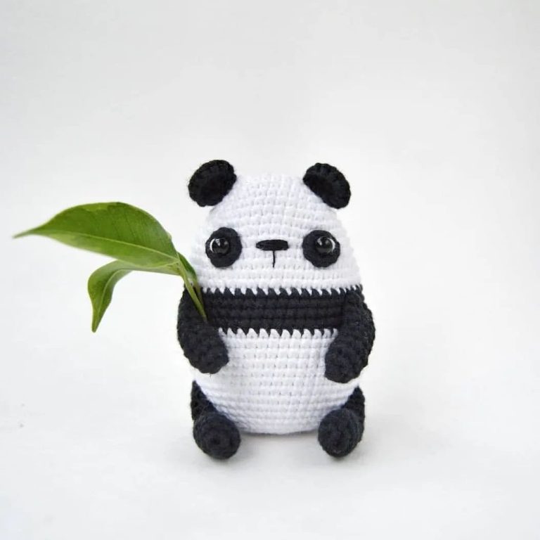 Free Crochet Little Panda Pattern (Amigurumi Pattern)