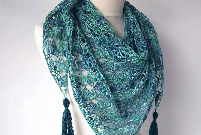 Crochet lace shawl