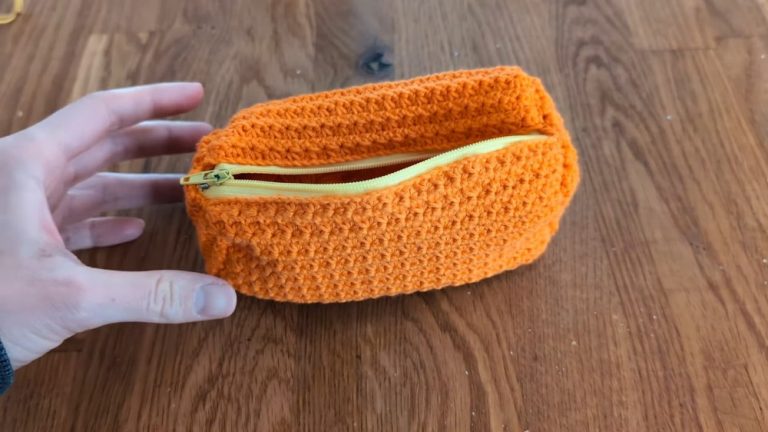 How to Crochet Textured Pencil Case for Beginners