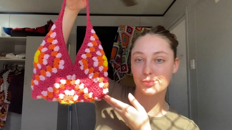 How to Crochet Granny Square Bag for Beginners