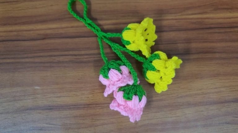 How to Crochet Bell Flower Charms for Spring