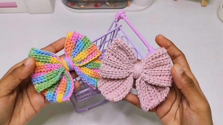 How to Crochet Colorful Bow for Accessorizing