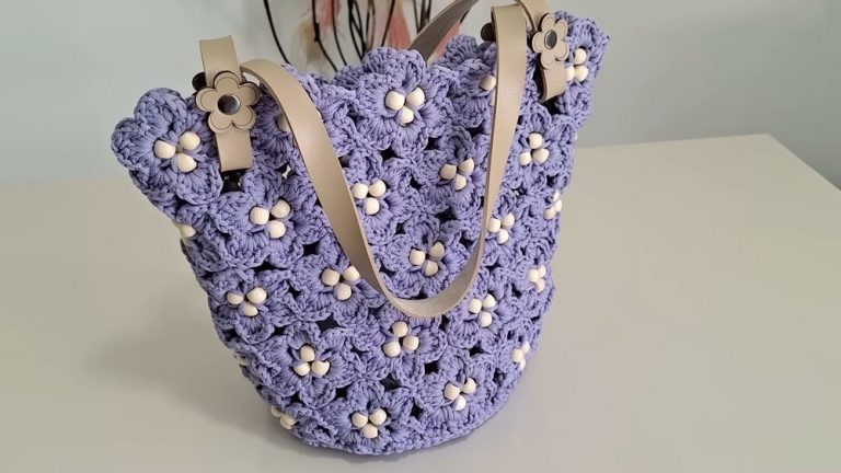 Easy And Quick Crochet Crochet Bags With Flowers