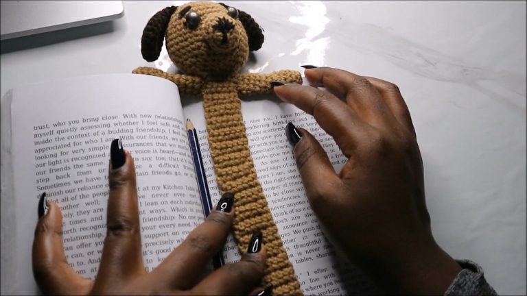 Crochet Puppy Bookmark