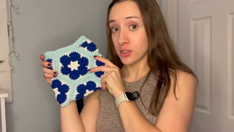 How to Crochet African Flower Granny Square Kindle Sleeve