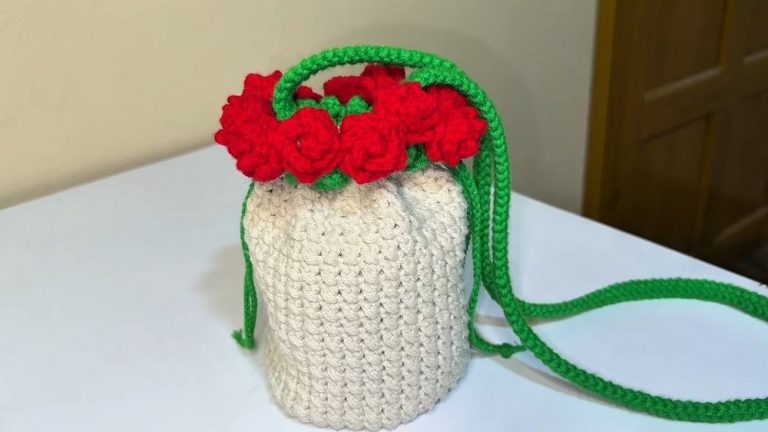 How To Crochet Beautiful Rose Crochet Bag for Spring