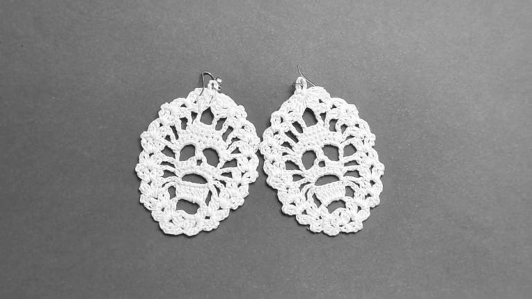 How to Crochet Skull Earrings for Halloween