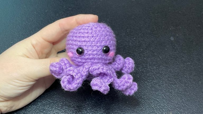 How to Crochet Amigurumi Octopus Shape for Beginners