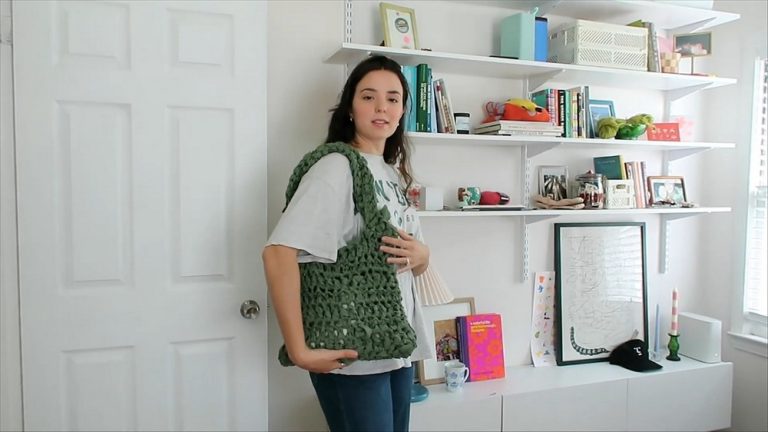 How to Turning Bed Sheet into a Tote Bag
