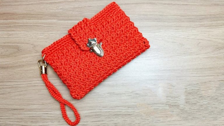How to Crochet Twisted Handle Clutch Bag for Ladies