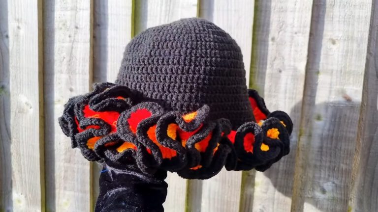 How to Crochet Ruffle Bucket Hat for Beginners