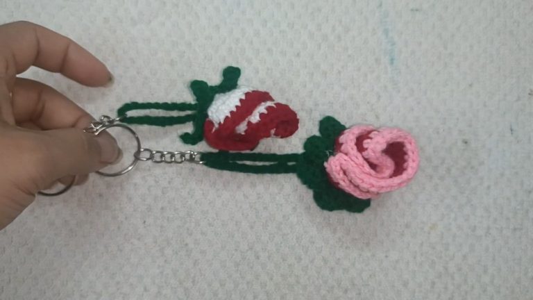 How to Crochet Rose Bud Keychain for Beginners