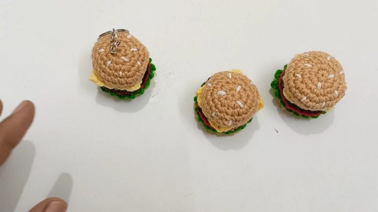 How to Crochet Keychain Burger for Beginners