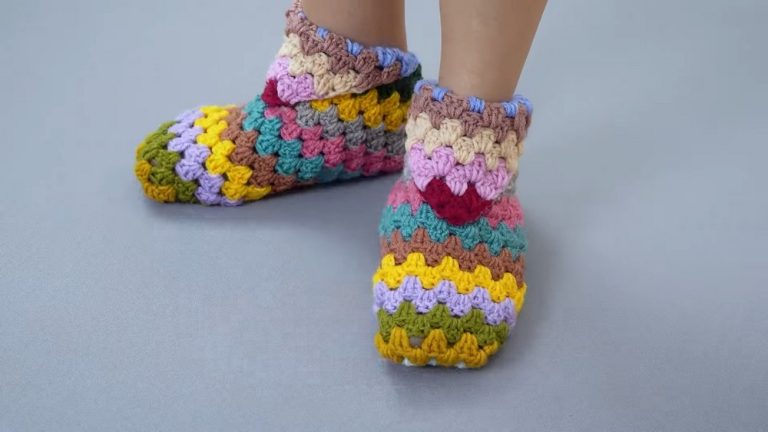 How to Crochet Granny Squares Slippers for Beginners