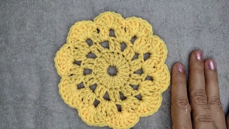 DOILY Coaster 1