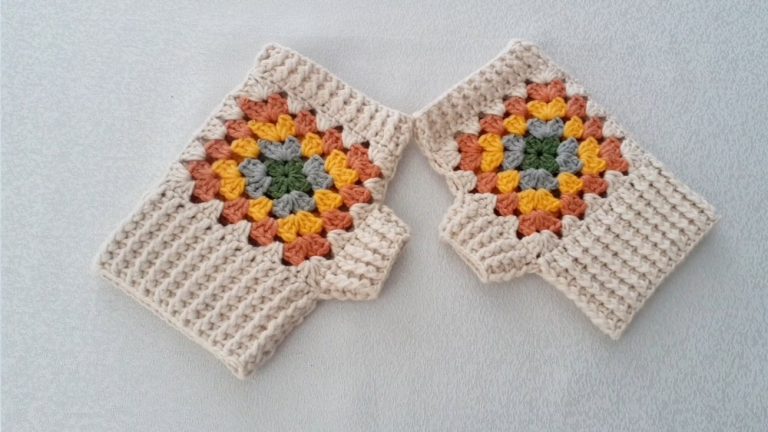 How to Crochet Granny Square Fingerless Gloves for Girls