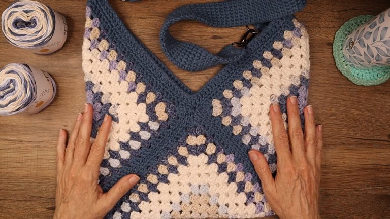 How to Crochet a Granny Square Handbag for Beginners
