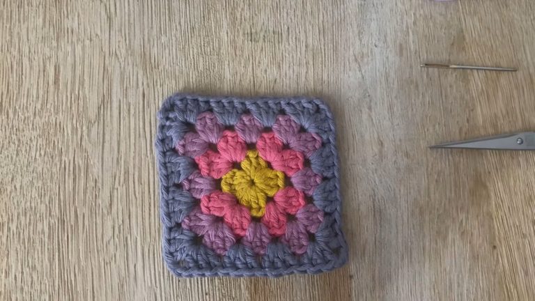How to Crochet A Granny Square Worked From The Corner