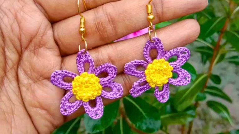 How to Crochet Pair of Flower Earrings for Beginners