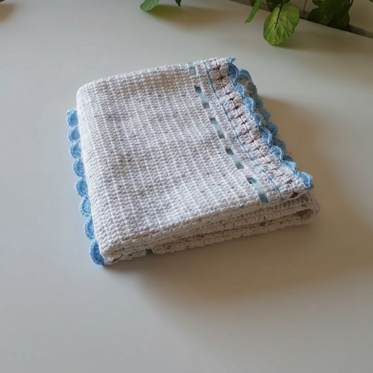Free Crochet Baby Blanket Pattern Using Soft Yarn