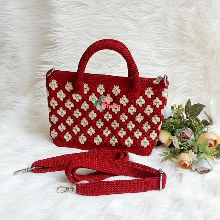 Modern Free Crochet Sling Bag Pattern for Trendsetters