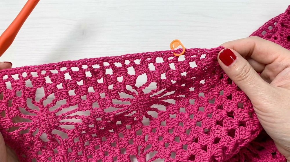 Chablis Sun Vest Classic pattern vest knitted using the top-down method 7