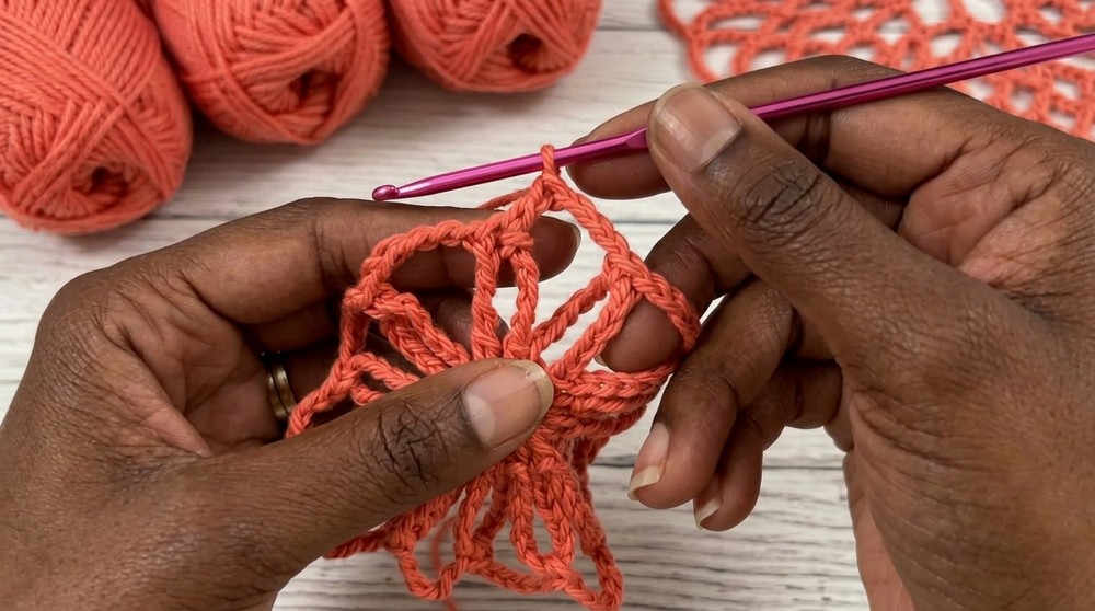 How to Crochet Perfect Fall Poncho (Right Handed) 3