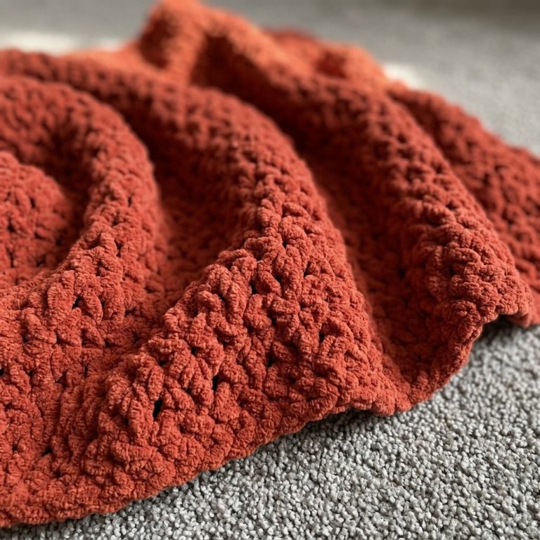 Crochet This Chunky Blanket in ONE DAY! Beginner Friendly Pattern 9