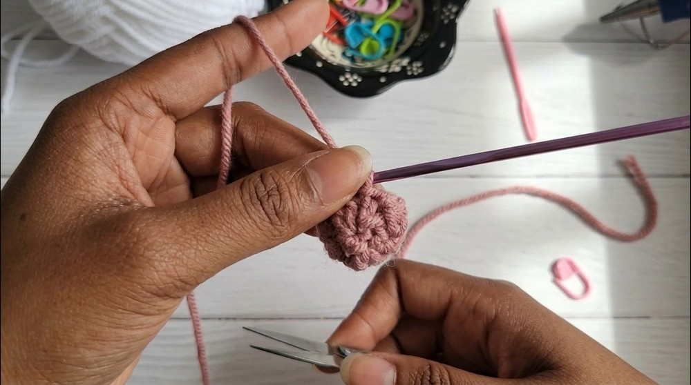 Crochet a Whale Drawstring Pouch 3