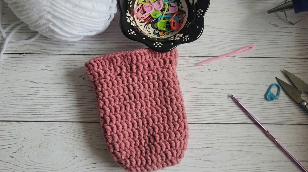 Crochet a Whale Drawstring Pouch 6