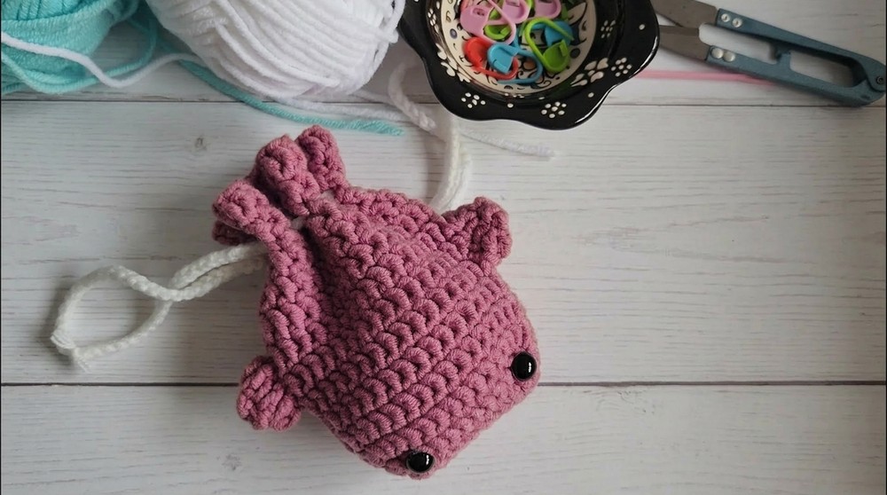 Crochet a Whale Drawstring Pouch 9
