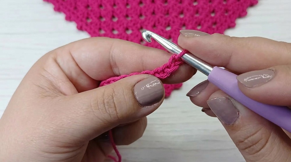 Crochet granny bandana - Easy, quick and step by step 3