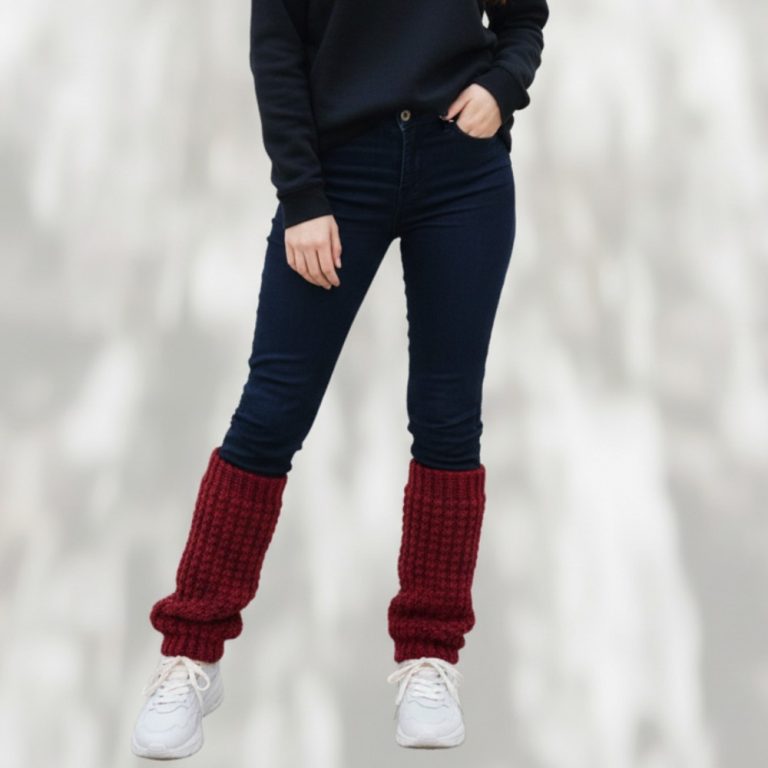 Classic Free Crochet Leggings Pattern for Fashionistas