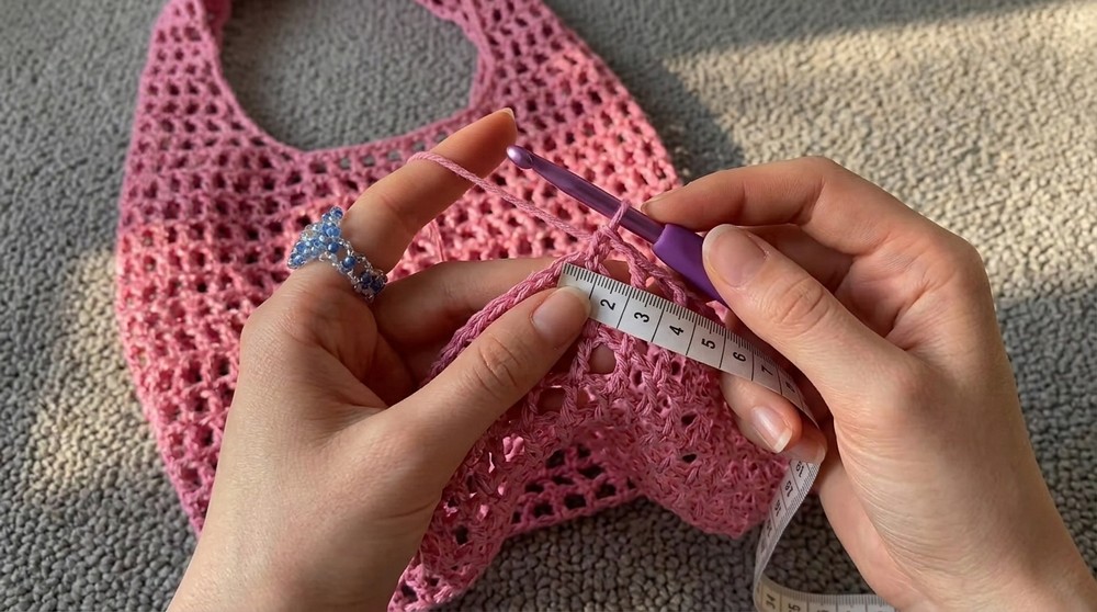 Crochet tutorial for a tie-front crop top 7