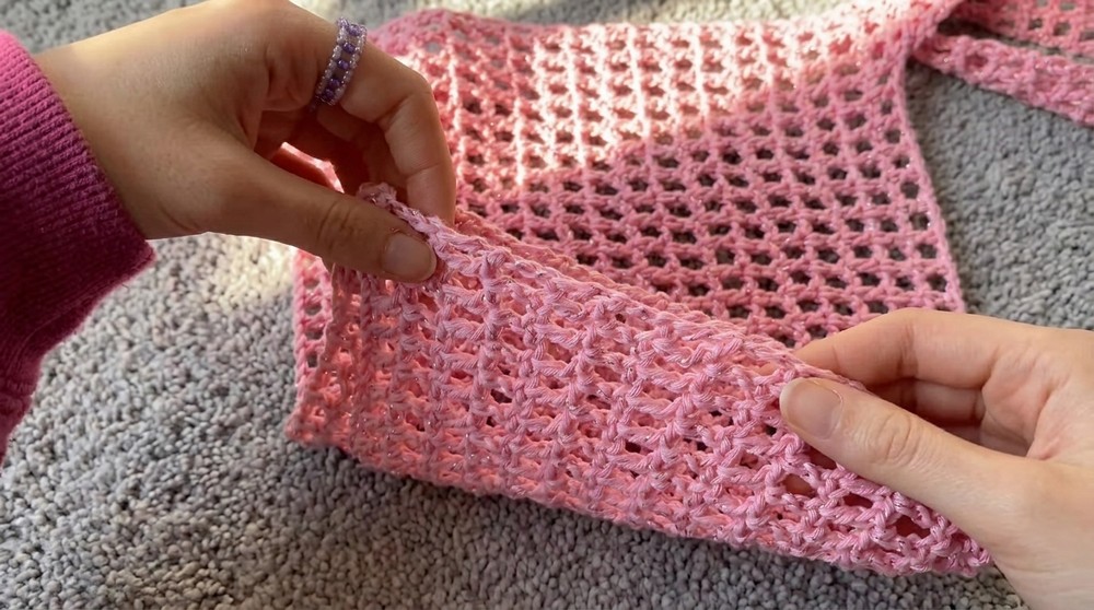 Crochet tutorial for a tie-front crop top 8