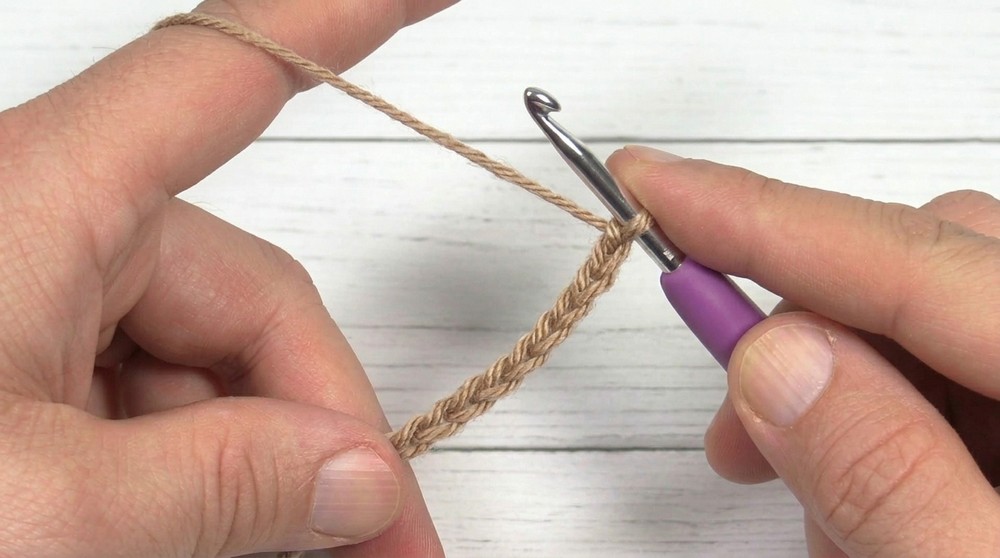 Easy Crochet Pineapple Lace Shawl 3