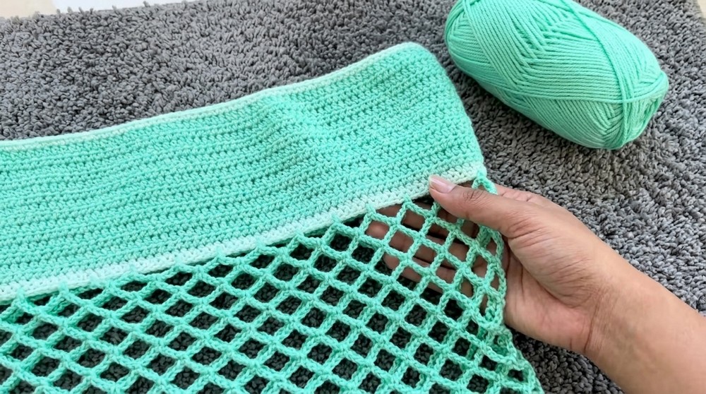 How To crochet a mesh crop top super simple for beginners 6