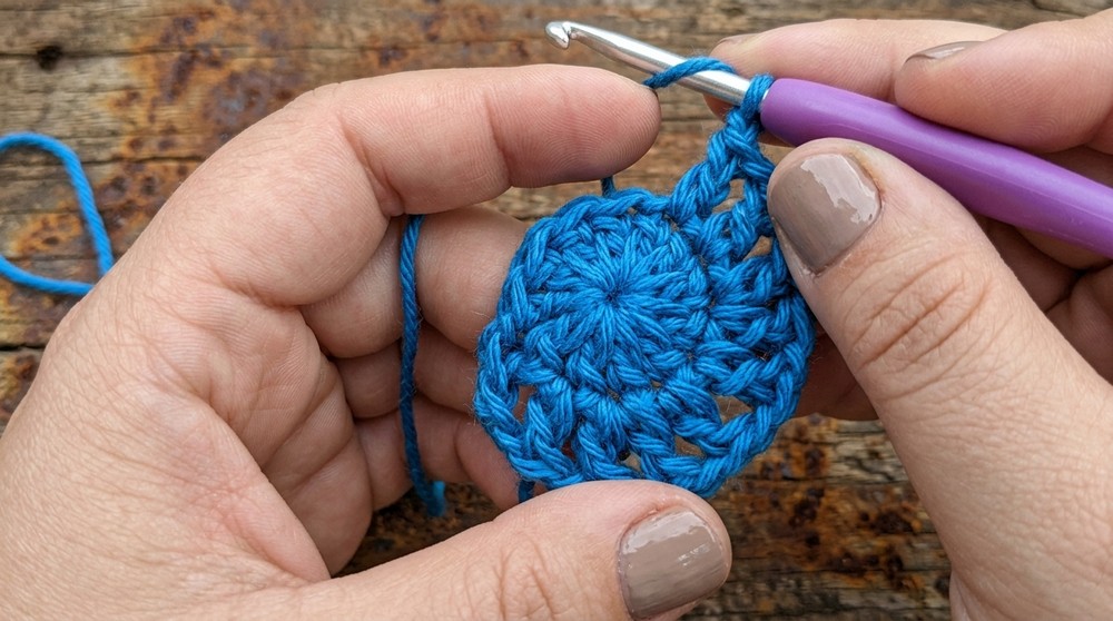 _How to Crochet a Hat – Seamless and in Openwork Stitch 4