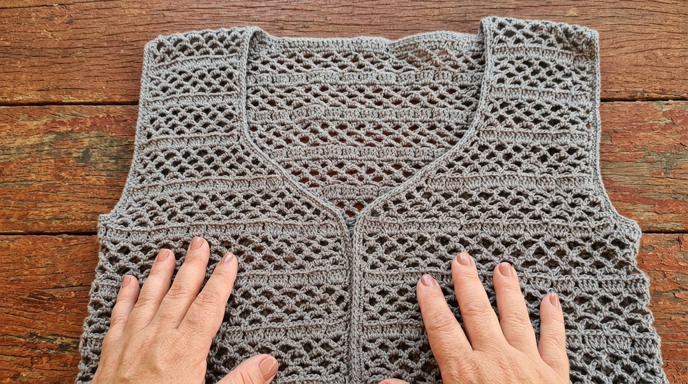 How to crochet a vest step by step 8