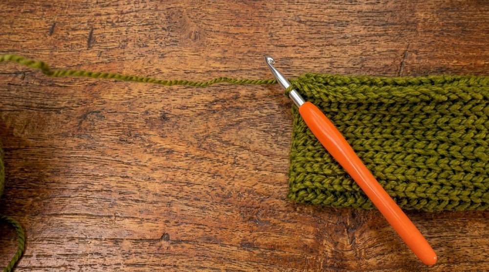 How to crochet mittens – With a rectangle 5