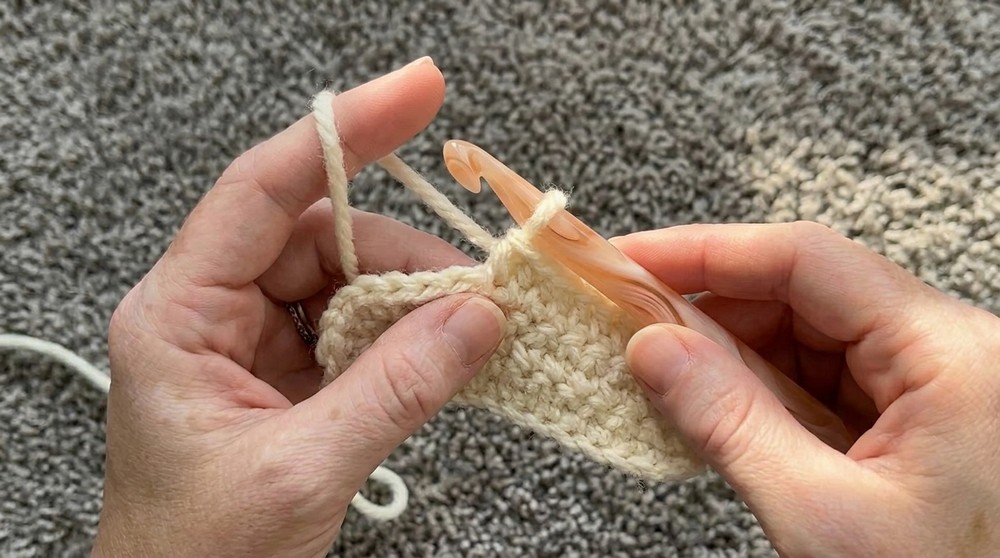 MODERN CHUNKY BLANKET EASY 6