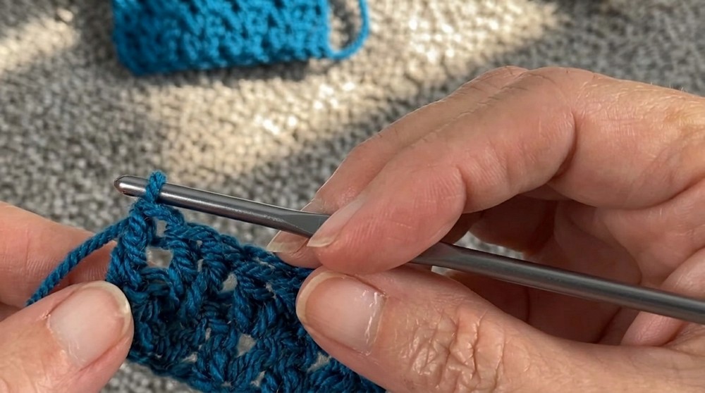 Pocket Shawl For Beginners Easy Crochet Pocket Shawl 5