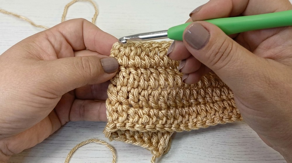 Super warm crocheted hood - Easy, quick and for beginners 5