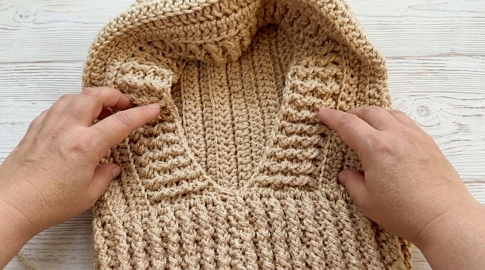 Super warm crocheted hood - Easy, quick and for beginners 8