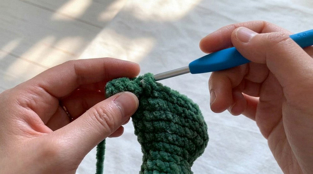 TINY-REX Crochet Tutorial · Easy Beginner, (3)