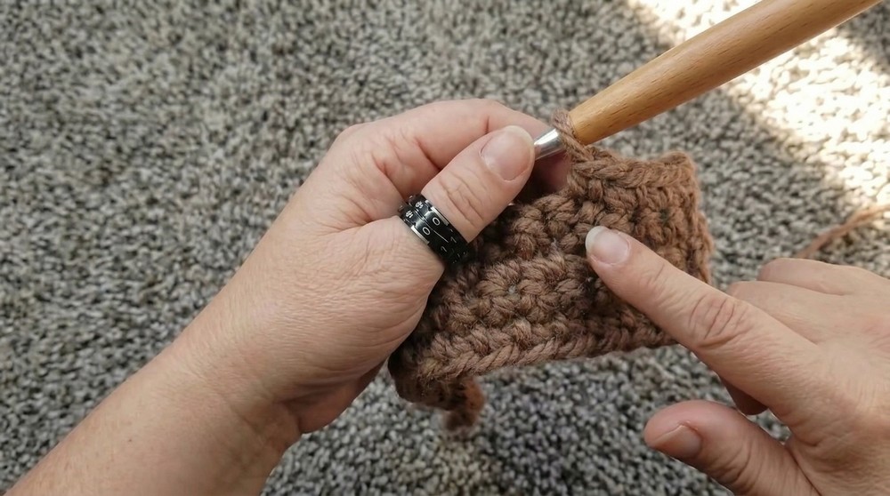 The Easiest Blanket Crochet Pattern--Just Repeat One Row 5