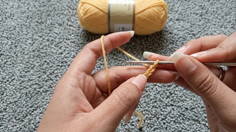 Valentine's Day Top Crochet Tutorial isabella.crochett 4