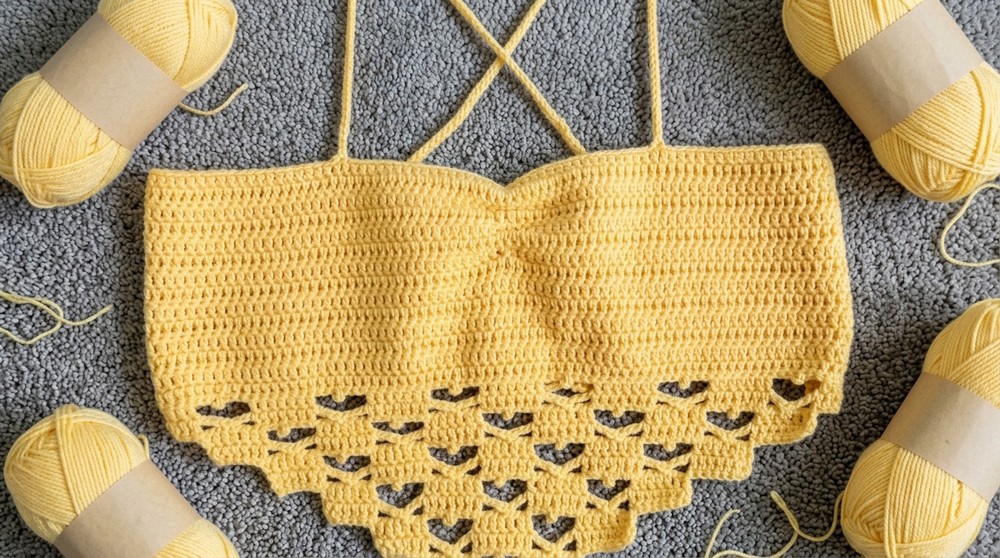 Valentine's Day Top Crochet Tutorial isabella.crochett 7